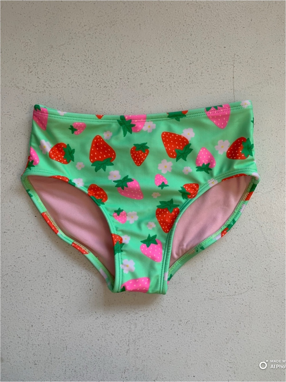 Cat & Jack Girl’s Medium Strawberry Print Bikini Bottom NWT Green Pink Red